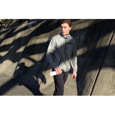Sigg_Shooting_Catalogue_Grand_Studio_Raw-1.1