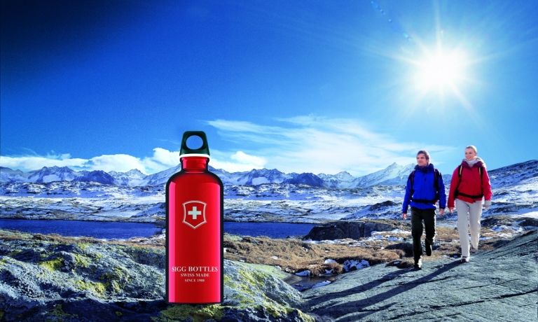 Outdoor_Merchandising_Bottles